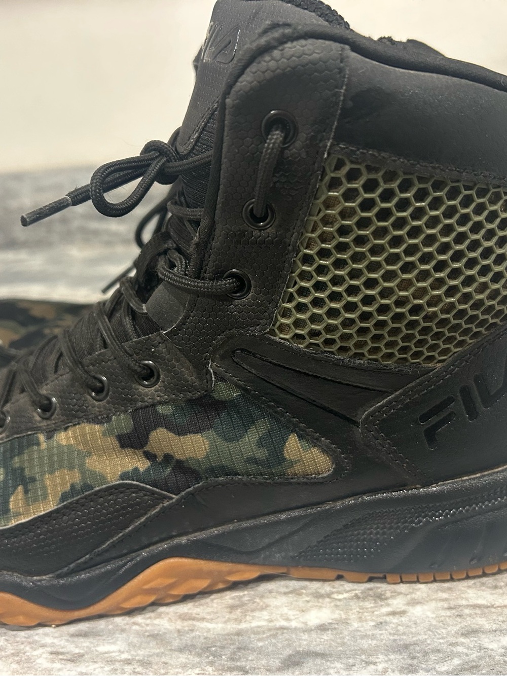 Fila Men’s Black & Green Camo High-Top Boot